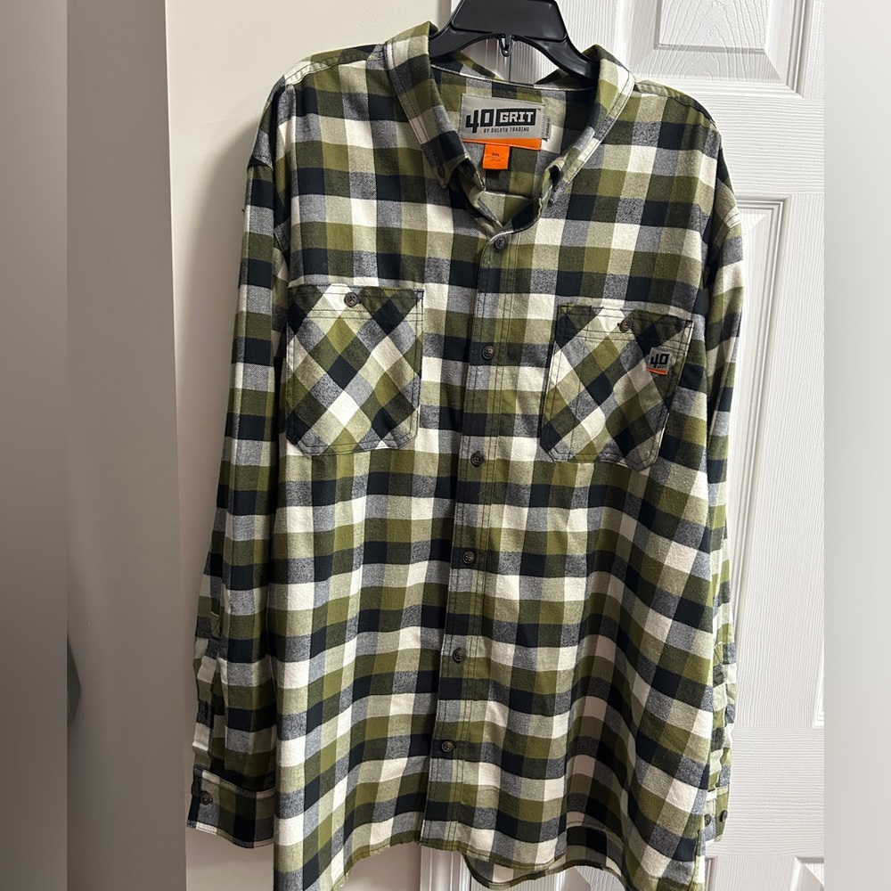 40 Grit by Duluth trading Company men’s flannel